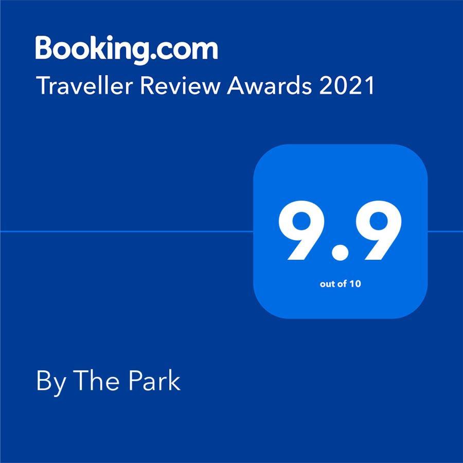 By The Park Free Parking Apartment Belgrade Luaran gambar