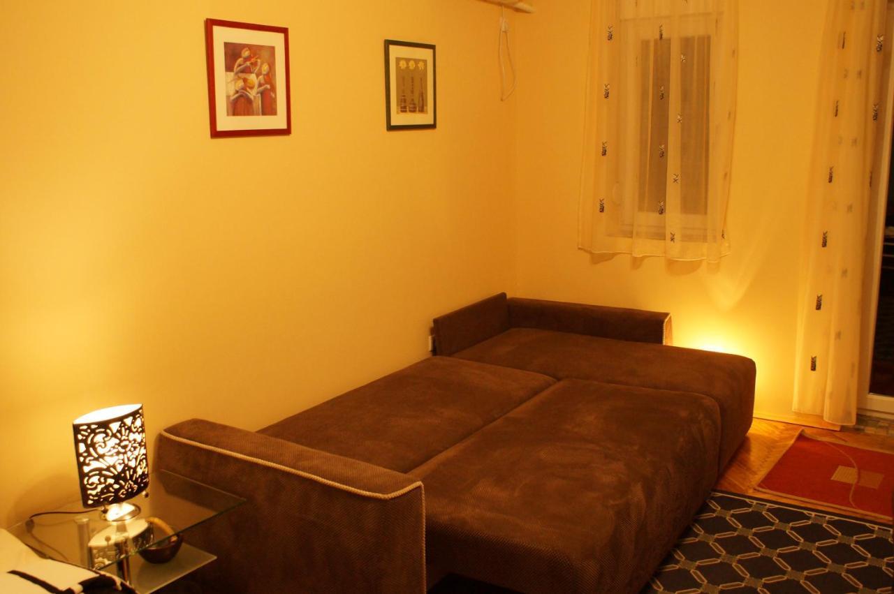 By The Park Free Parking Apartment Belgrade Luaran gambar