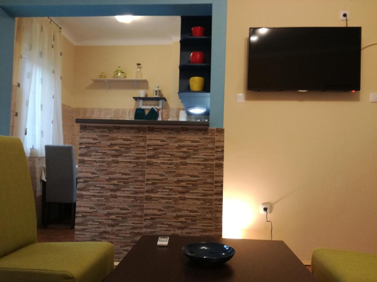 By The Park Free Parking Apartment Belgrade Luaran gambar